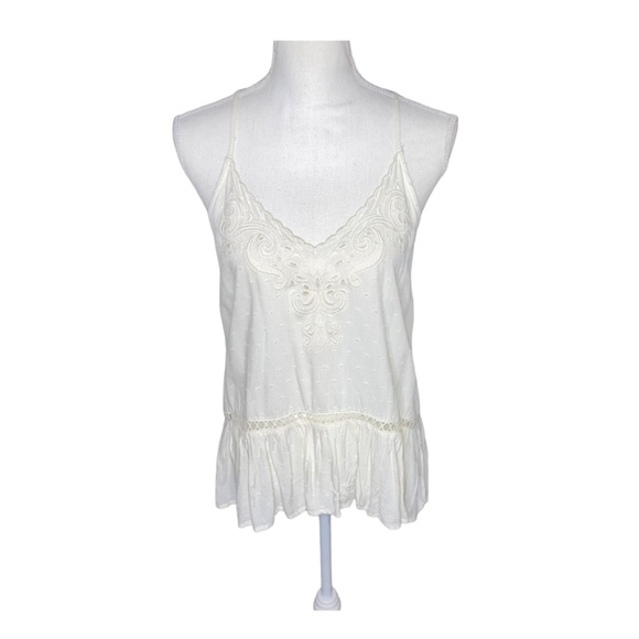 LOVE ON A HANGER Ivory V-Neck Peplum Tank M NWOT - Picture 2 of 16